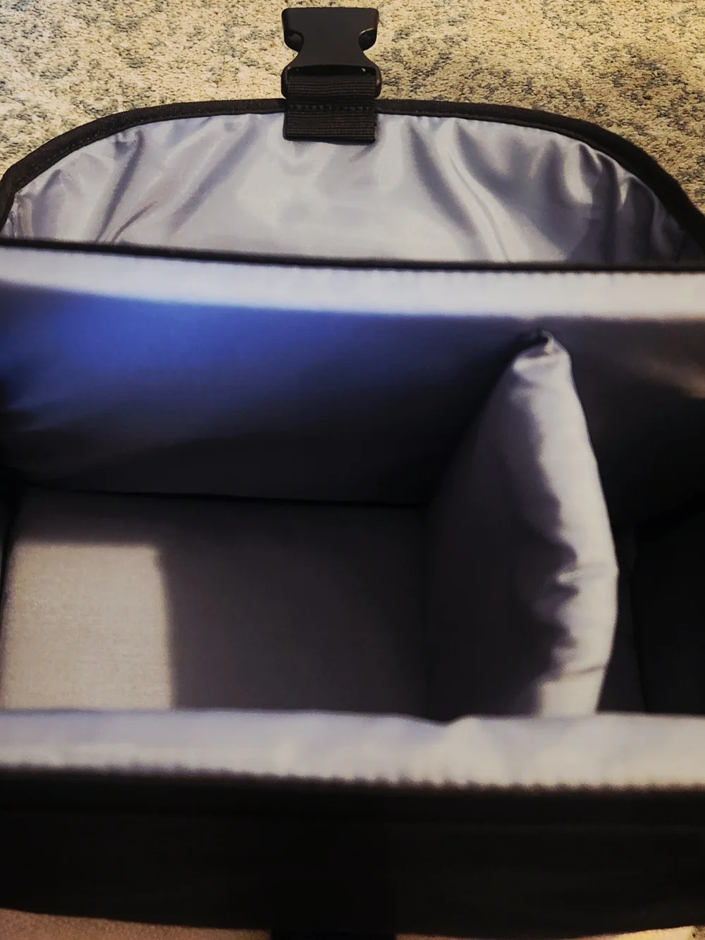 Canon EOS Shoulder Bag 200ES in Black